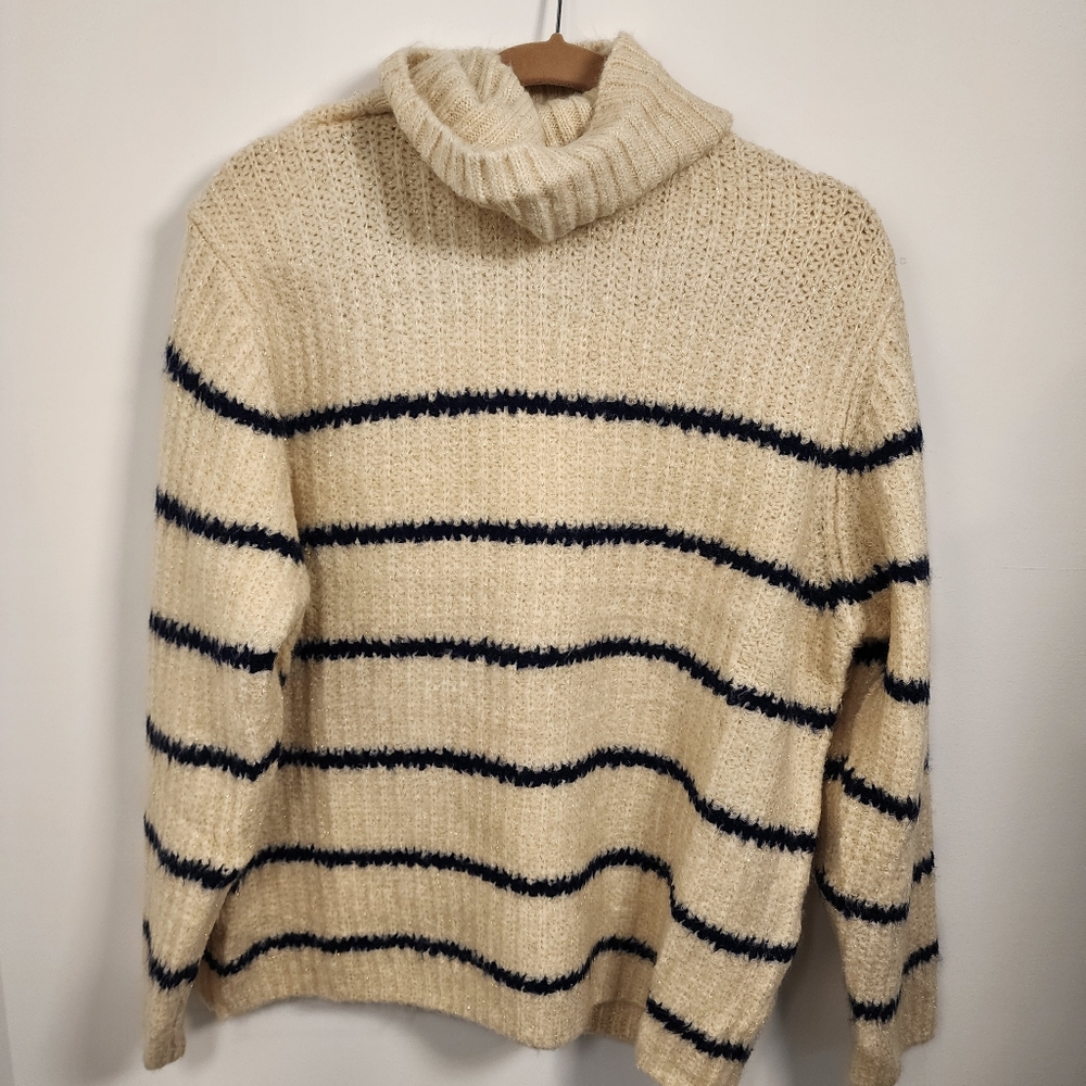 The Korner Cream Knit Turtleneck Small/Medium Oversized
